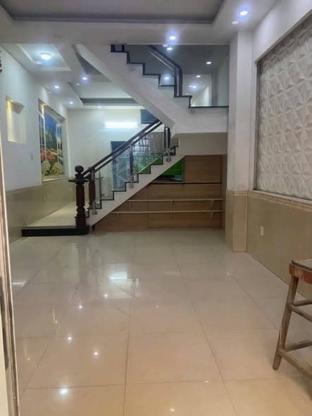 Cho thuê 17TR- NHÀ NGAY CHỢ BÌNH TRIỆU- GIGAMALL, 3 LẦU, 4PN. NHÀ TRỐNG GIAO NGAY. - Ảnh 2