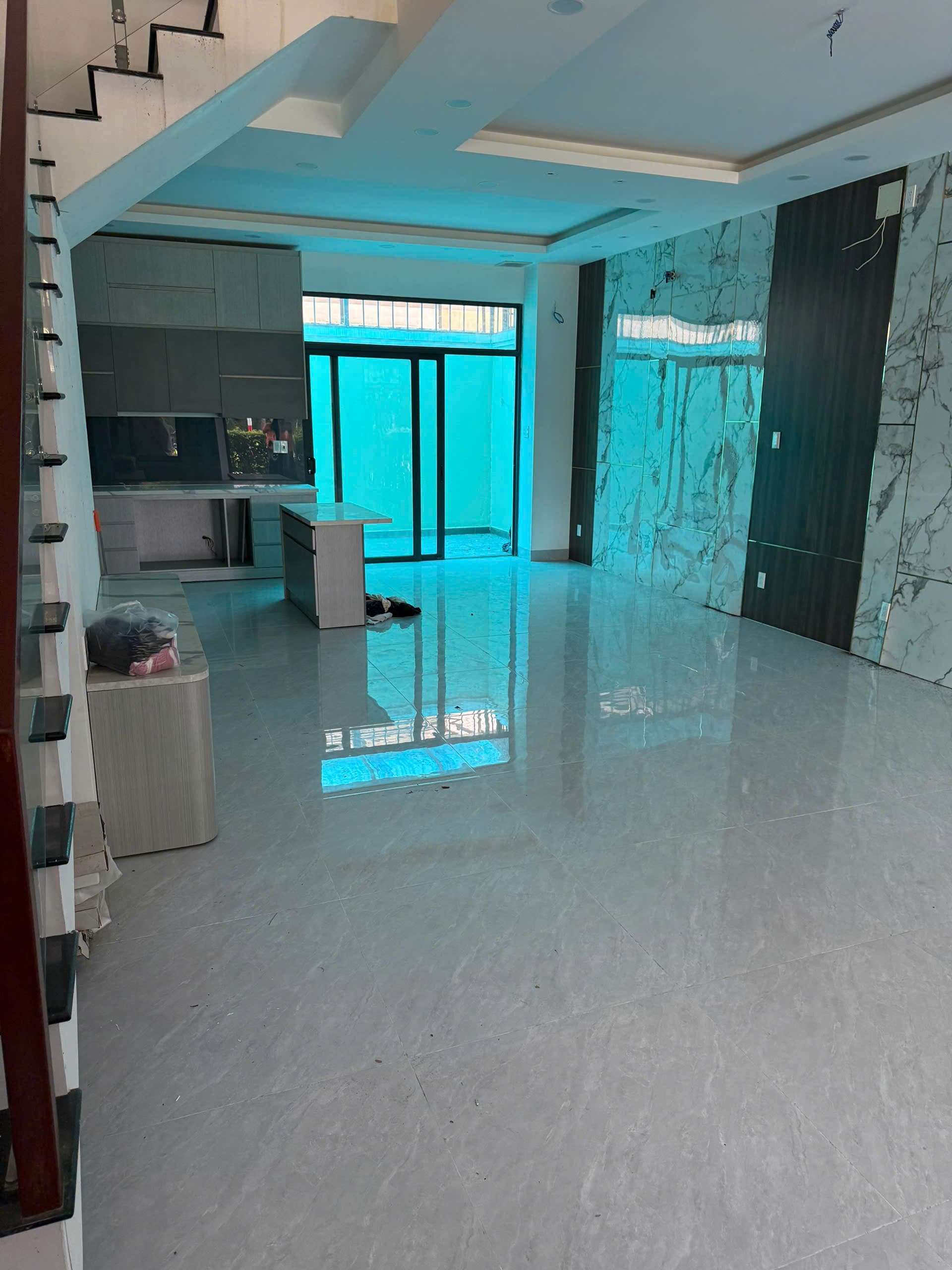 Cho thuê Nhà mặt tiền Phường Phú Hữu, Quận 9, Diện tích 102m², Giá 30 Triệu/tháng - Ảnh 2