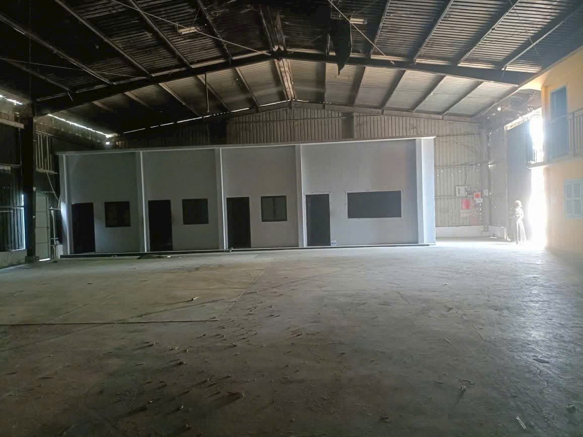 Cho thuê Nhà mặt tiền Phường Phú Hữu, Quận 9, Diện tích 1050m², Giá 70 Triệu/tháng - Ảnh 2