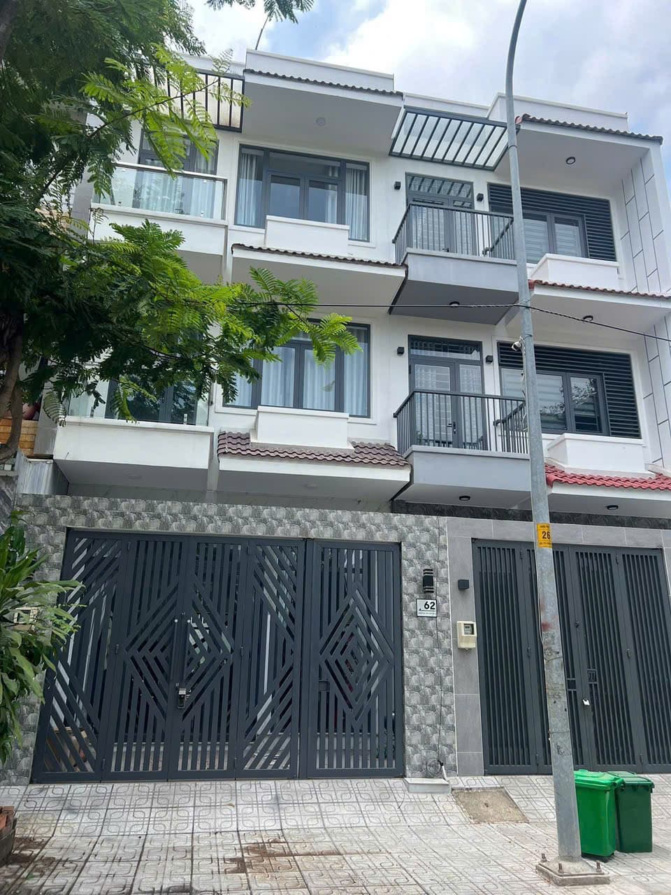 Cho thuê Nhà mặt tiền Quận 9, Hồ Chí Minh, Diện tích 100m², Giá 23 Triệu/tháng