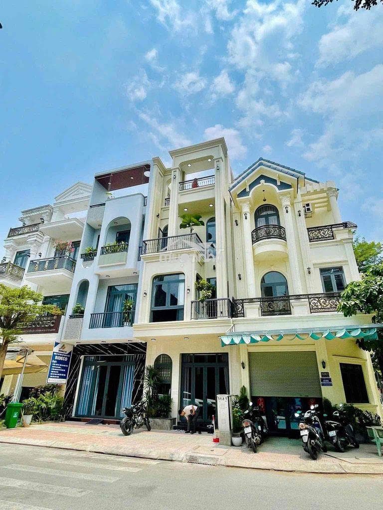 Bán nhà riêng Nhà phố đẳng cấp ở và kinh doanh