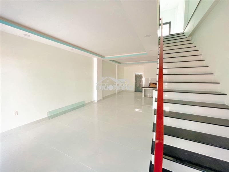 Cho thuê nhà riêng Cần cho thuê nhà 2PN khu oasis city dân cư đông đúc văn minh