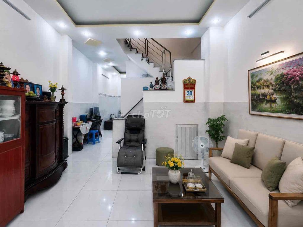 BÁN NHÀ PHƯỜNG 5 TÂN BÌNH - 4,5 x 13 - 3 TẦNG - NHỈNH 7 TỶ.