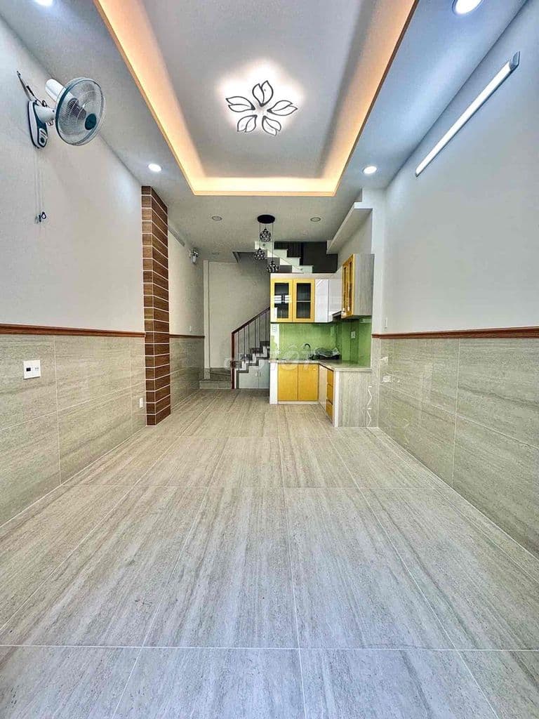 NHÀ MỚI 4 TẦNG LẠC LONG QUÂN – HXH – FULL NỘI THẤT – 5.98 TỶ TL