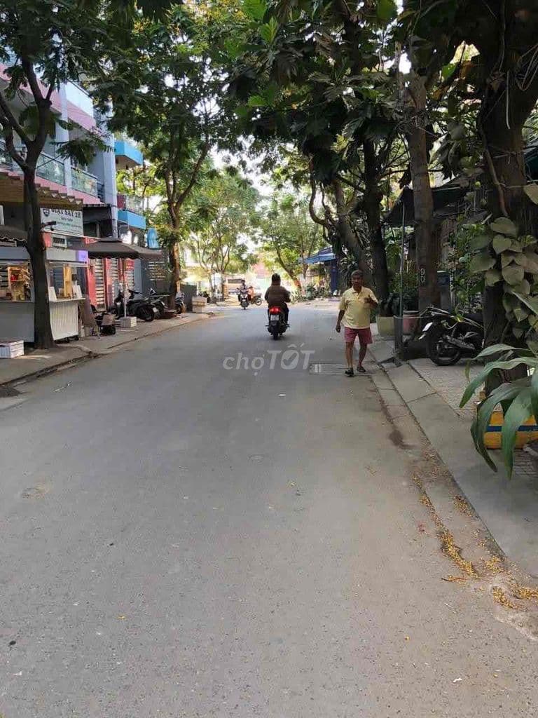 BÁN CHDV ĐỐI DIỆN ĐẠI HỌC VĂN LANG KHU SẦM UẤT NHẤT - Ảnh 2