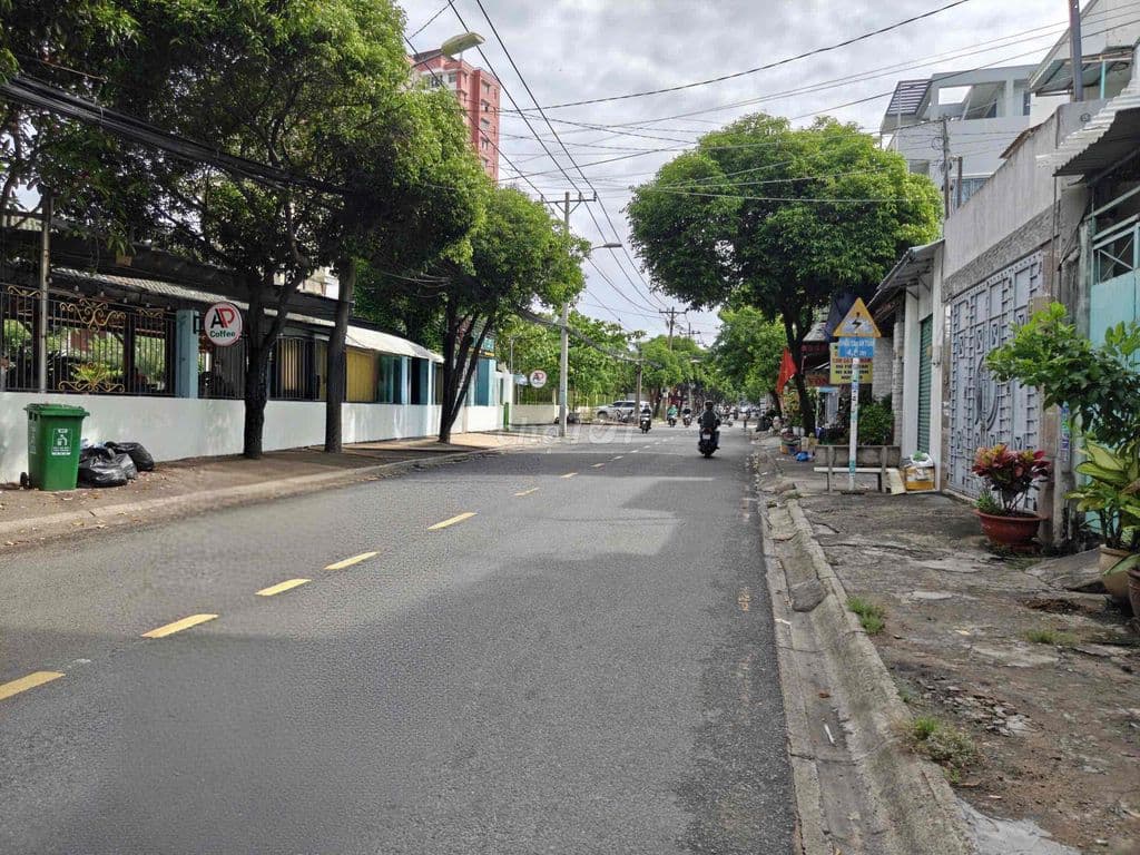NHÀ KHU KIẾN THIẾT, HIỆP PHÚ, NGANG 6 GIÁ TỐT