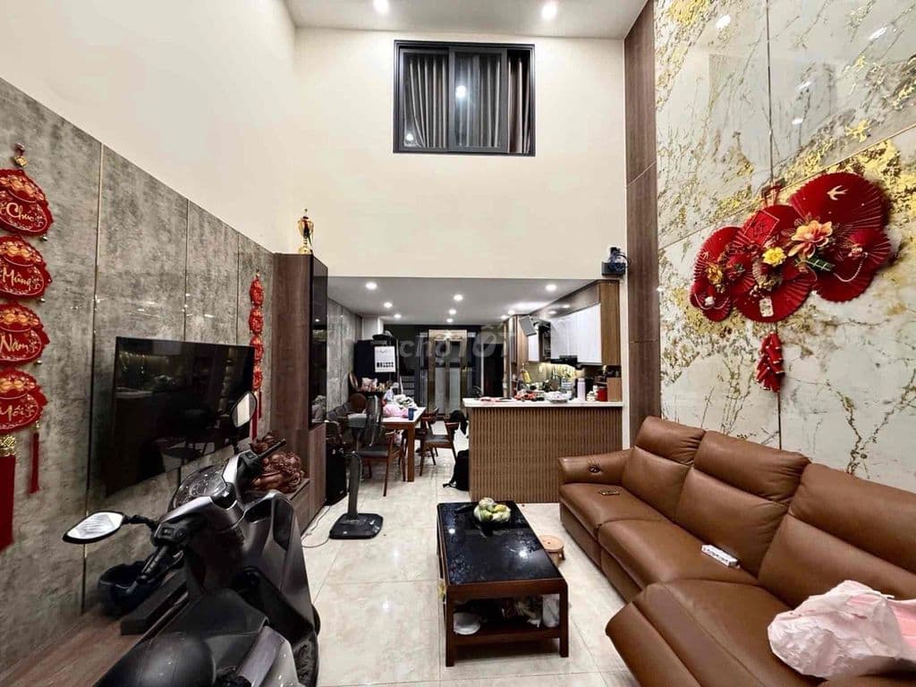 Gò Dầu, 4x14m, 5 tầng, thang máy nội thất cao cấp - Ảnh 2