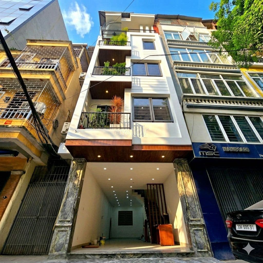 CỰC HIẾM - NHÀ BÁN KÍN: LÔ GÓC- KHU PHÂN LÔ Ô TÔ TRÁNH, 58M2 - MT 5.6M