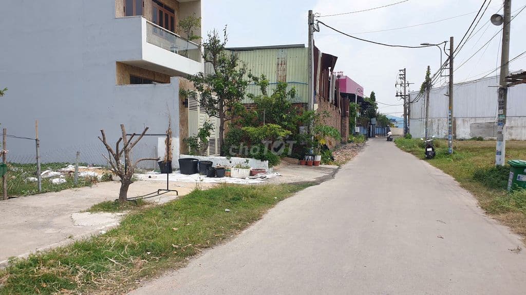 HOT - Đất full thổ 5m*25m, đường thông 10m, gần chợ đầu mối Hóc Môn - Ảnh 2