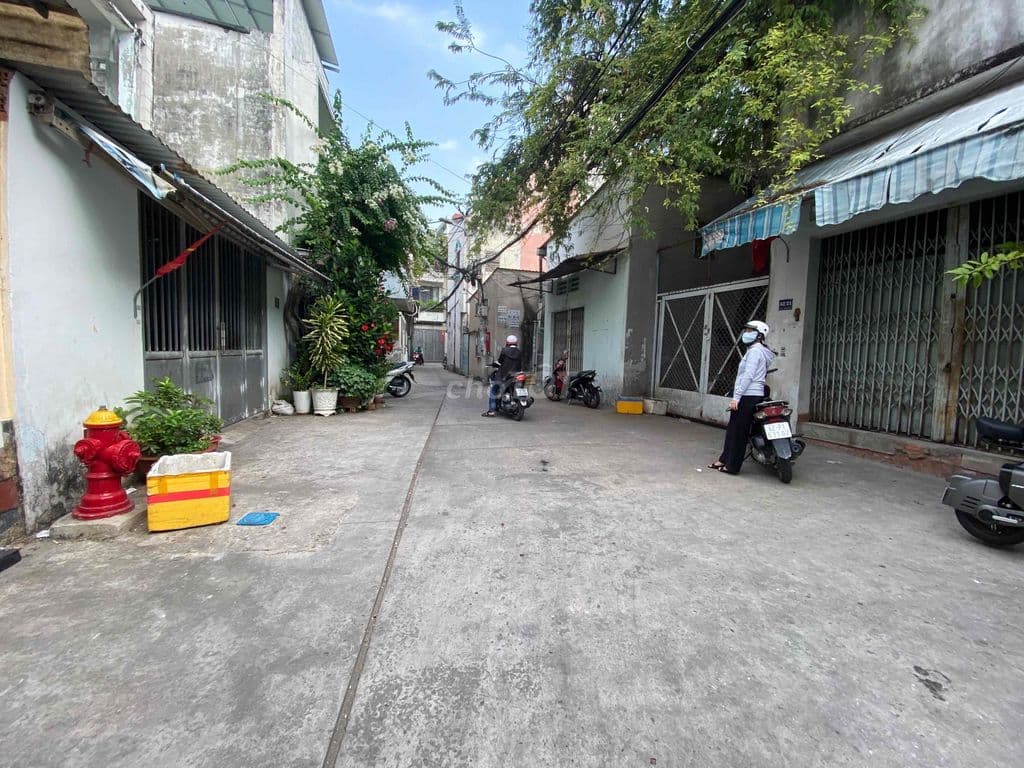 Hẻm thông Xe Hơi Phú Thọ Hoà 4x11.5, C4, 5 tỷ