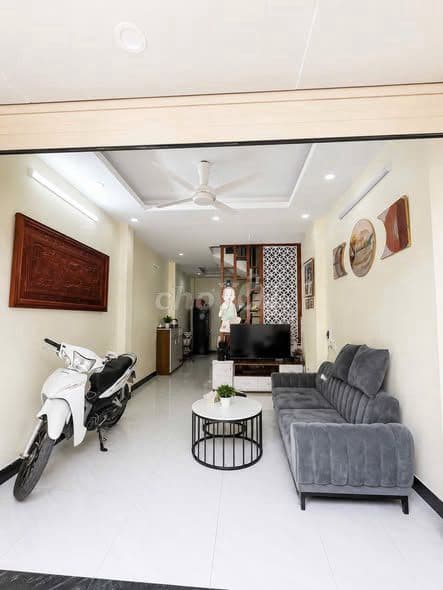 bán nhà 38m2 Trạm Trôi giá nhỉnh 4 tỷ