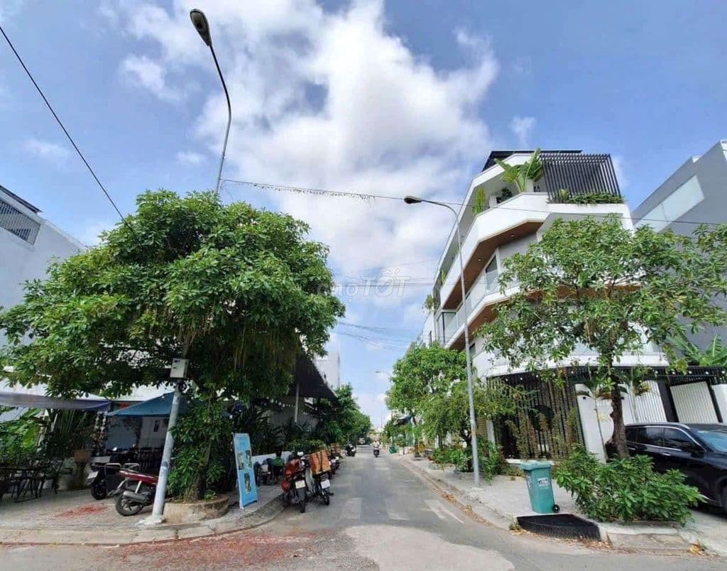 1 nền ***, 98m, KDC Đào Sư Tích, 6 tỷ, sổ riêng, xây dựng tự do