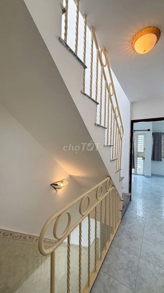 HẺM NHỰA XE HƠI THÔNG - NGHĨA HÒA - TÂN BÌNH