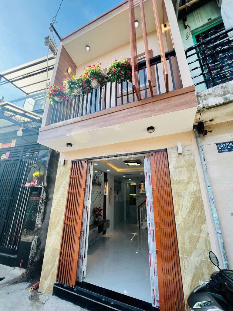 NHÀ ĐẸP GIÁ TỐT. P PHÚ ĐỊNH .( P 15 Q. 8 )
