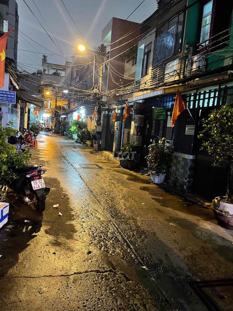 Bán nhà đường ôtô Vũ Tùng, Chợ Bà Chiểu 5x17. TL tốt - Ảnh 2