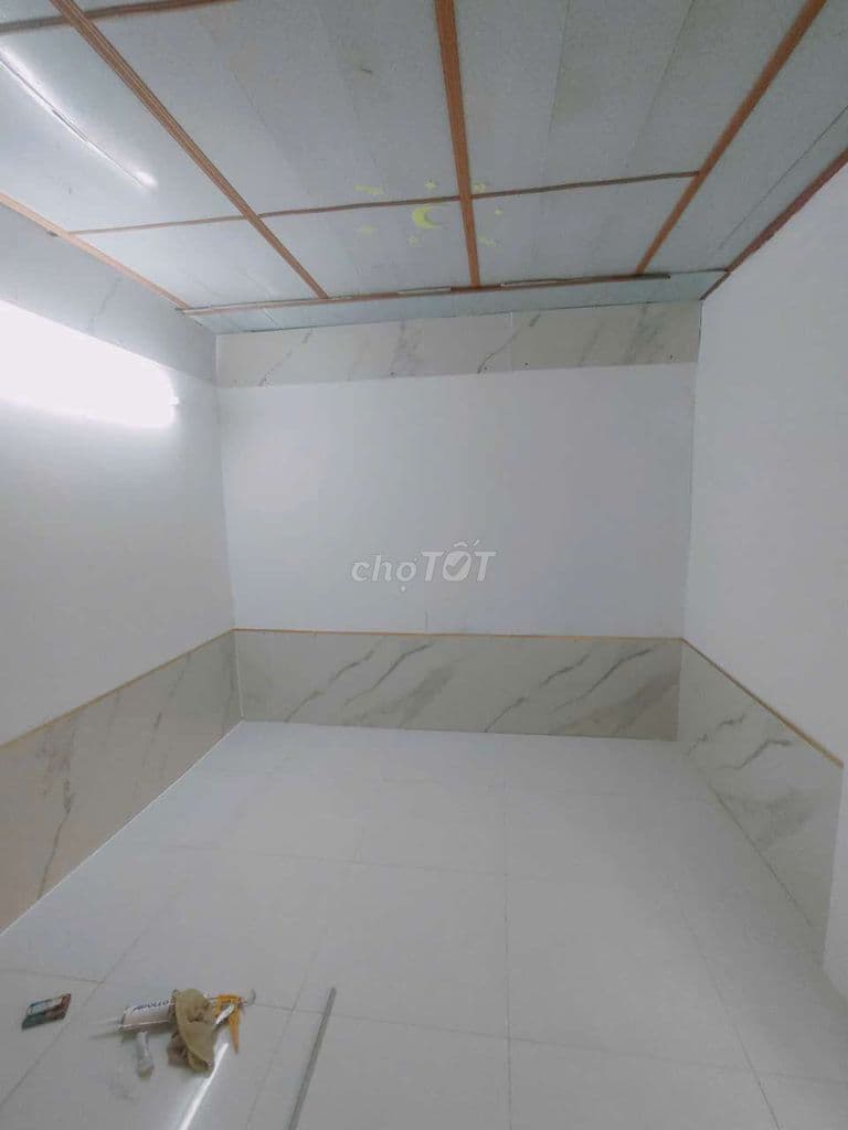 Bán Nhà hẻm 124 xóm chiếu