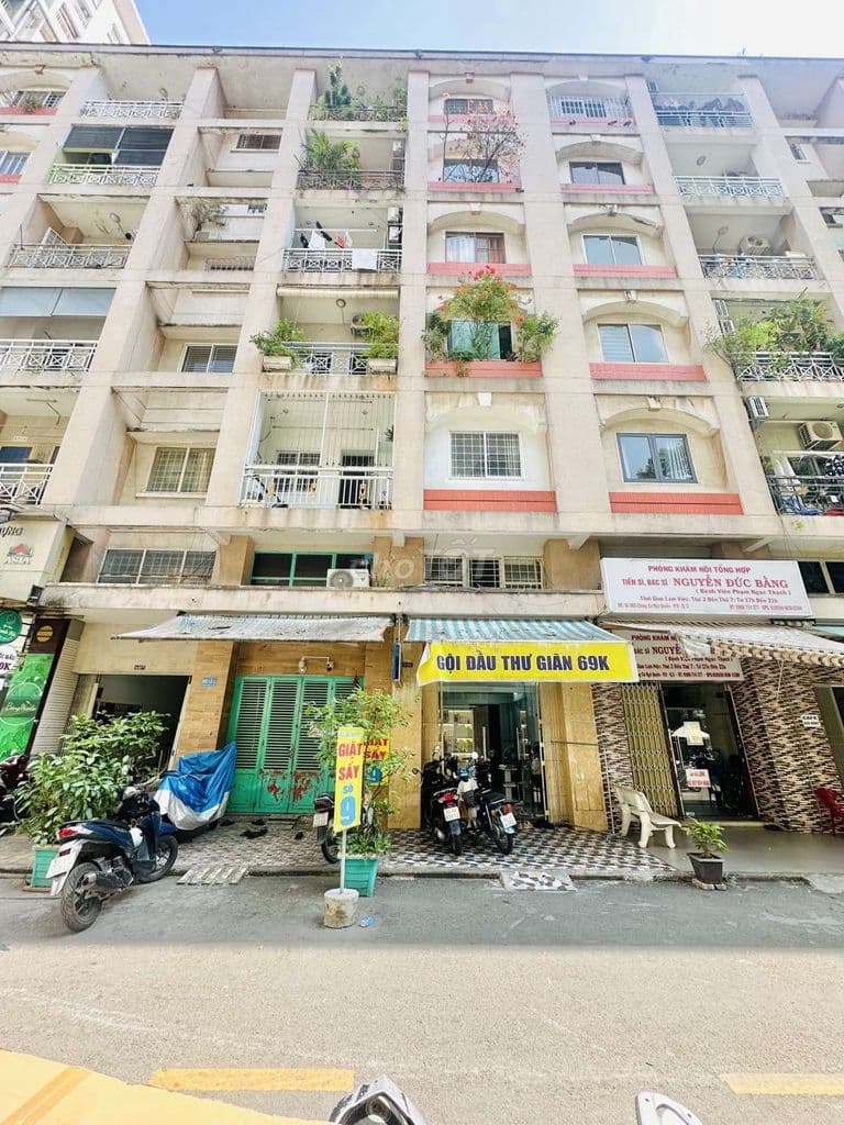 CĂN HỘ 70M2(7×10) 2PN -LẦU 1 THANG BỘ- NGÔ QUYỀN Q5(BV PHẠM NGỌC THẠCH
