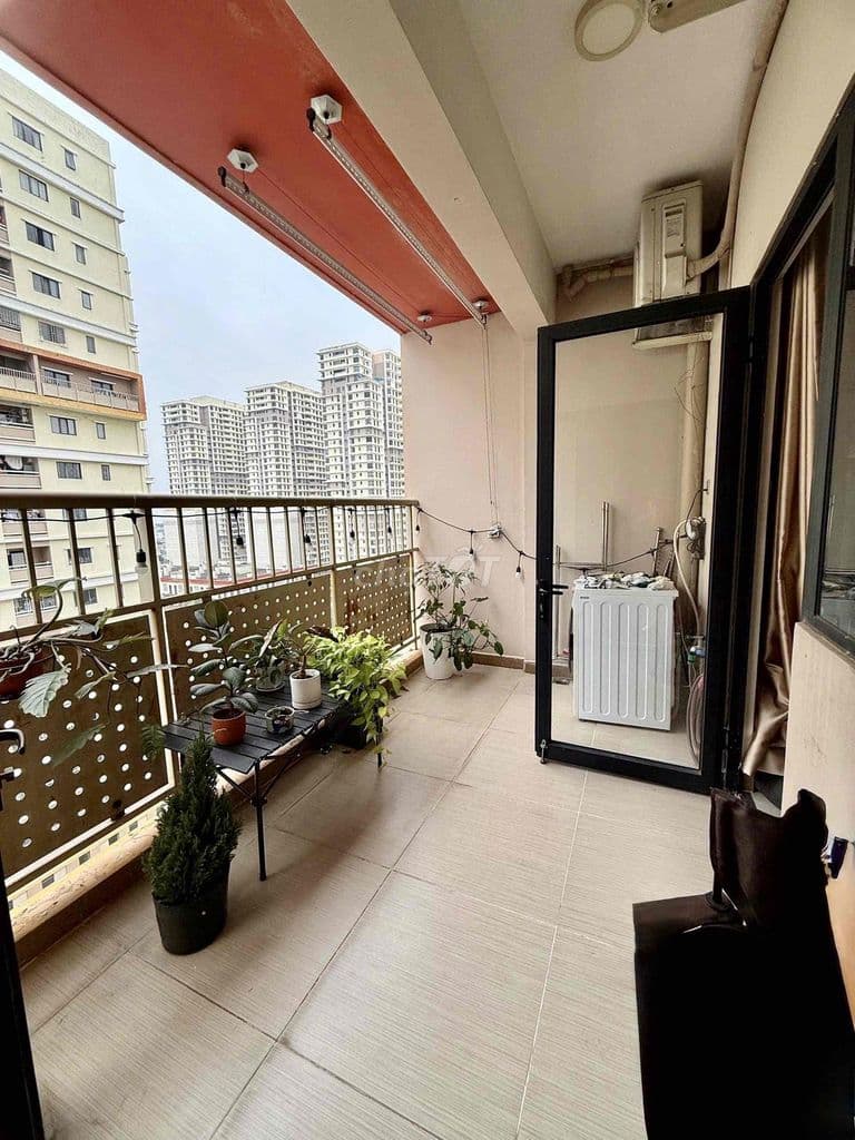 𝐁á𝐧 𝐧𝐡𝐚𝐧𝐡 𝐂ă𝐧 𝐡ộ 60m2 Ban công rộng 10m2 𝐤𝐡𝐮 𝐁 𝐜𝐡𝐮𝐧𝐠 𝐜ư 𝐄𝐫𝐚𝐓𝐨𝐰𝐧