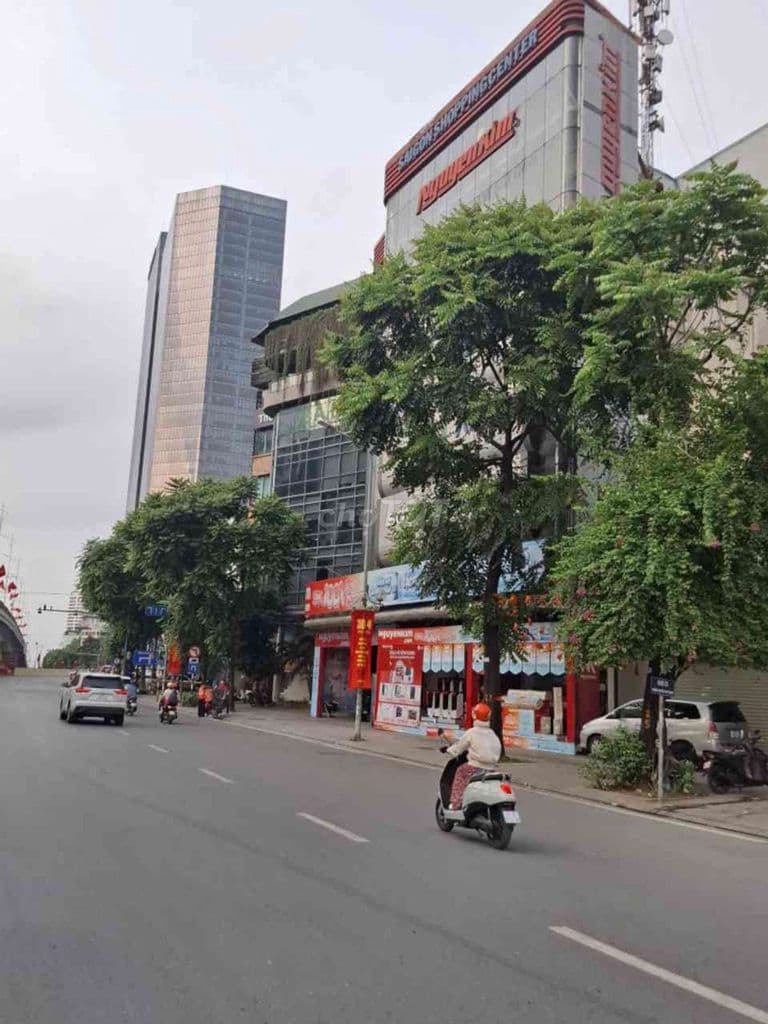 Bán nhà ngõ 31 Nguyễn Chí Thanh, ô tô Tránh, vỉa hè 68m2, 5 tầng 33 ty - Ảnh 2