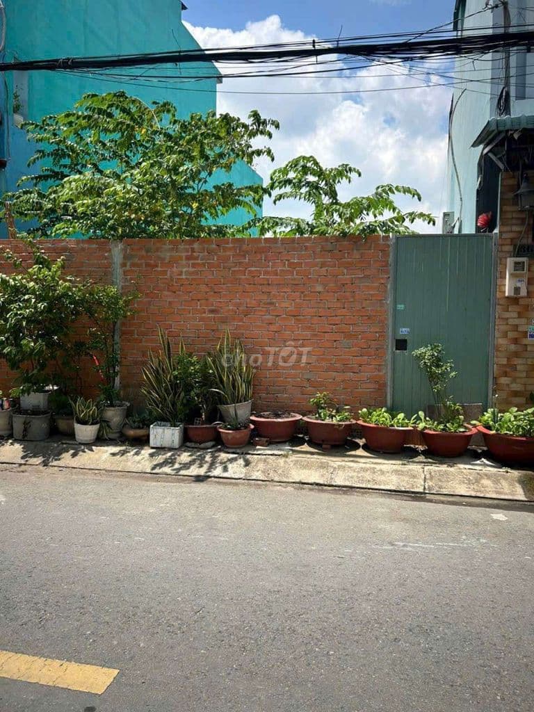 Đất 1/ Tô Ký Tân Xuân dt 8x18 hẻn 8m thông giá 8.25 tỷ