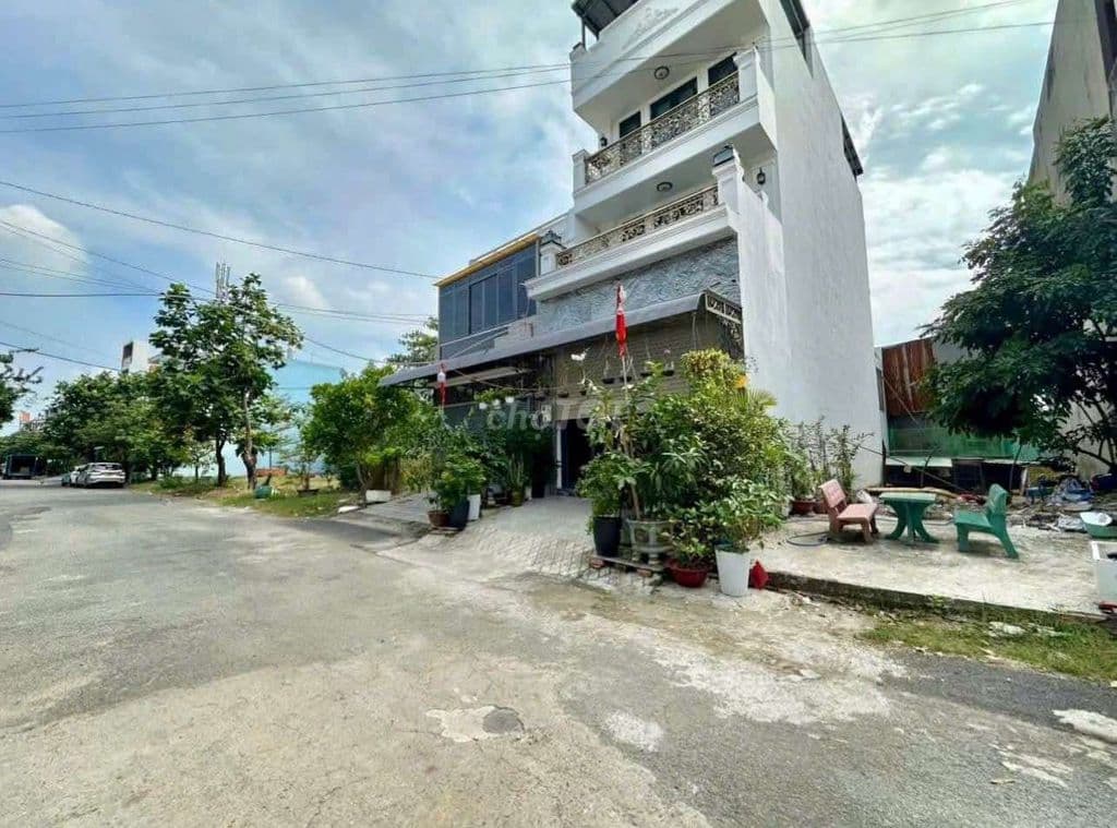 Đất Tô Ký Sát Chợ 3 Bầu dt 5x17,5 giá bán 5.3 tỷ hẻm 10m