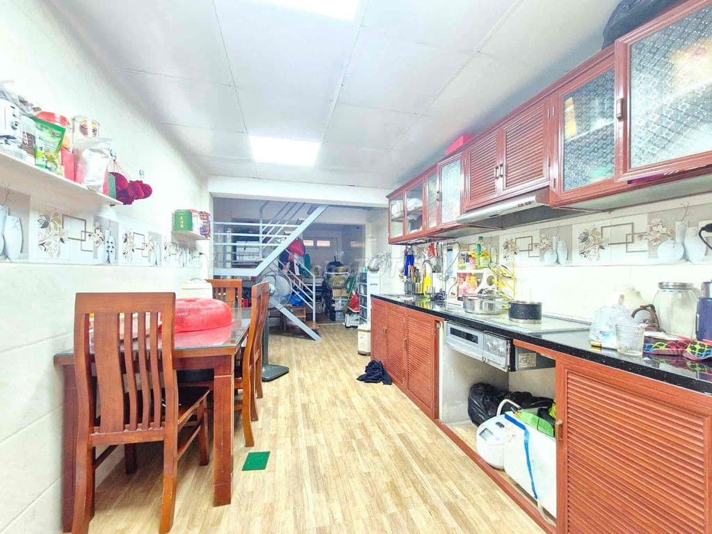 Sốc ! Hơn 3 tỷ có nhà 3 tầng, sổ đỏ, oto qua Phan Trọng Tuệ-60m;3N;3VS - Ảnh 3