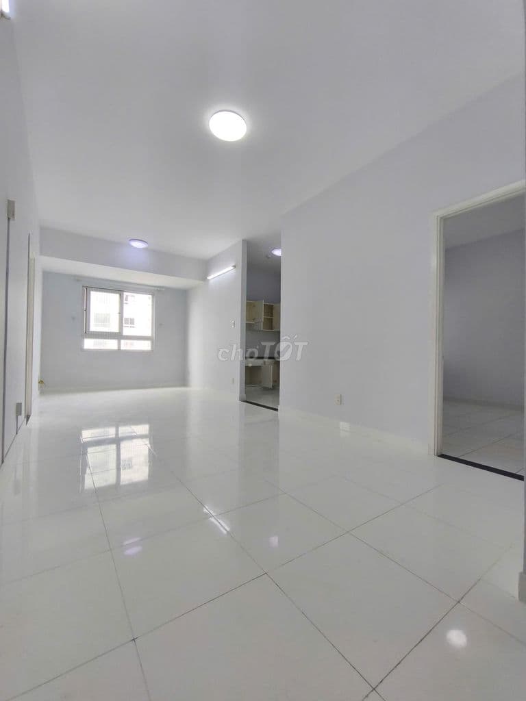 Cần tiền bán gấp chung cư Summer Square 2 phòng ngủ sổ hồng sẵn