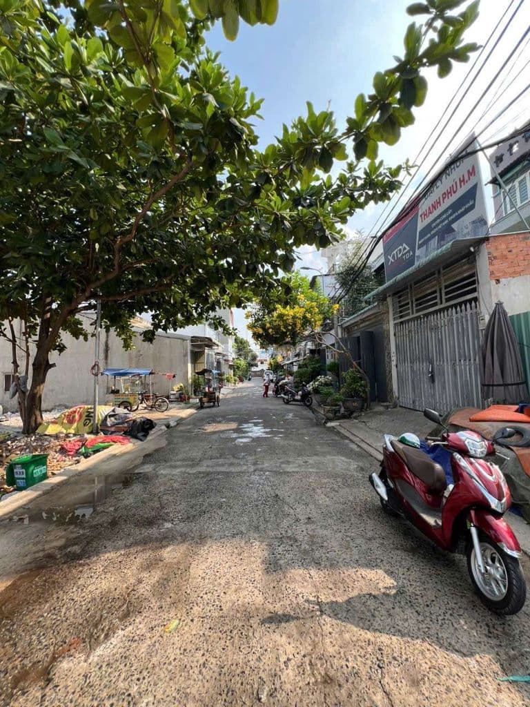 Đất Nguyễn Ảnh Thủ dt 9,9x20 Full Thổ Giá 9.2 tỷ hẻm 8m Sát Chợ 3 Bầu