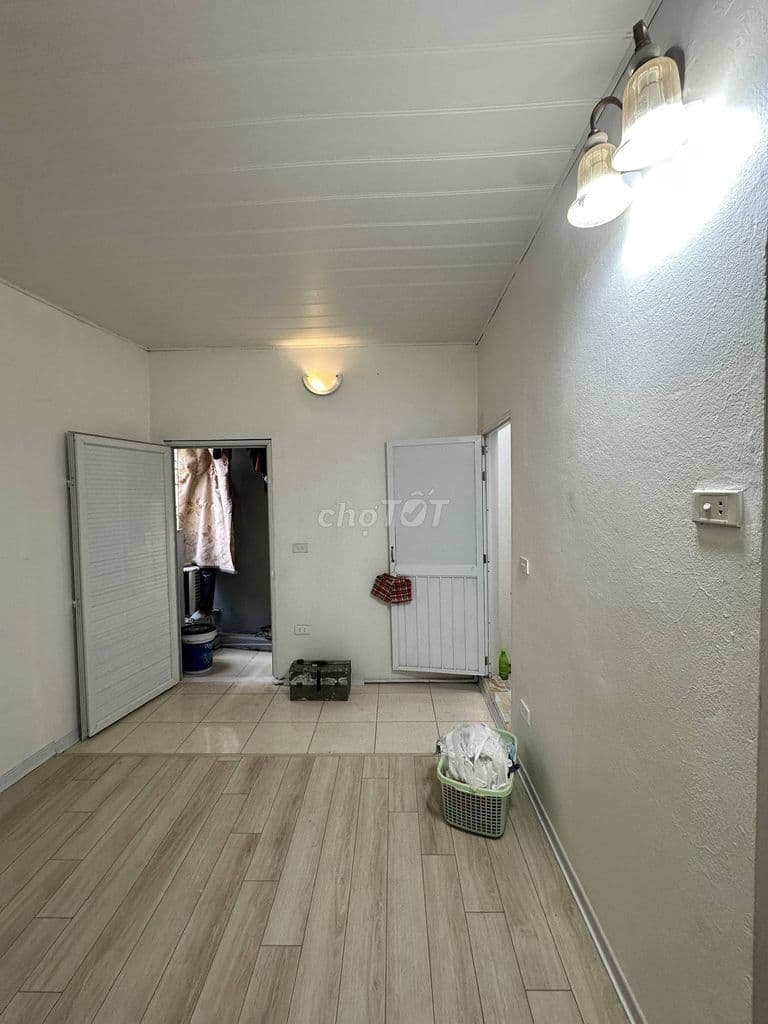 Bán nhà riêng tại Đê La Thành, 5,2 tỷ, 25m2, 4 tầng hàng hiếm giá tốt - Ảnh 3