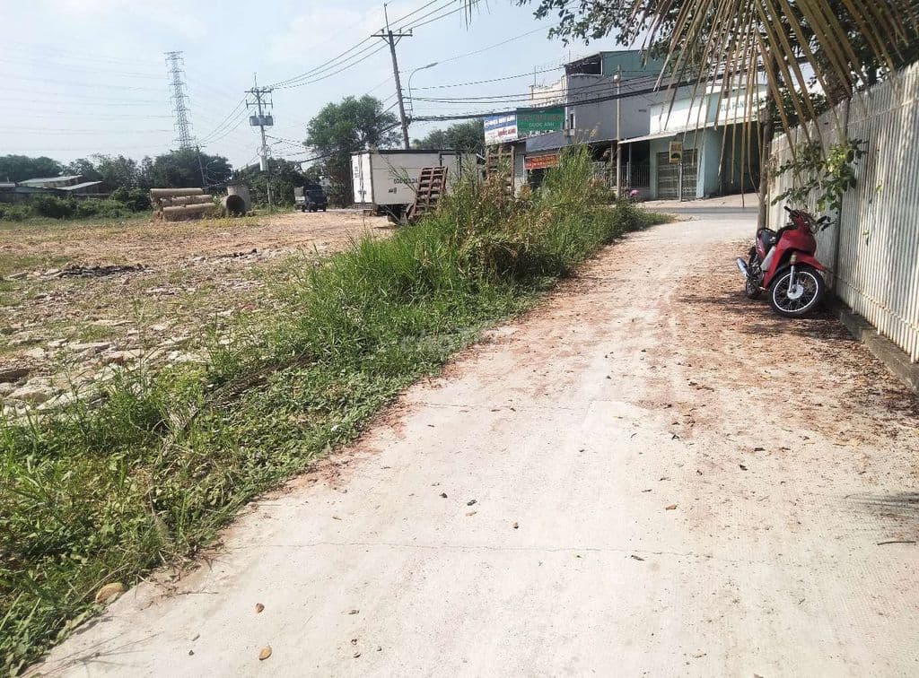 ĐẤT THỔ CƯ 137M2 NGAY ĐƯỜNG BÌNH MỸ, HA