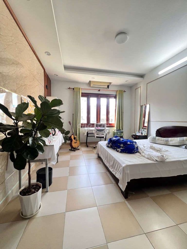 Mặt phố Tây Hồ Trịnh Công Sơn 120 mét 4 tâng mặt tiền 6 mét chỉ 85tỷ - Ảnh 3