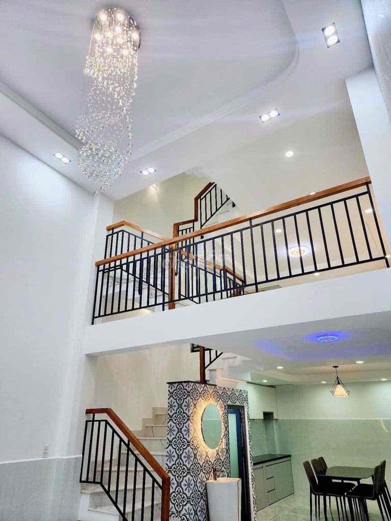NHÀ ĐẸP QUANG TRUNG HXH, 61m2, 5 Tầng, Nội thất sẵn, VÀO Ở NGAY