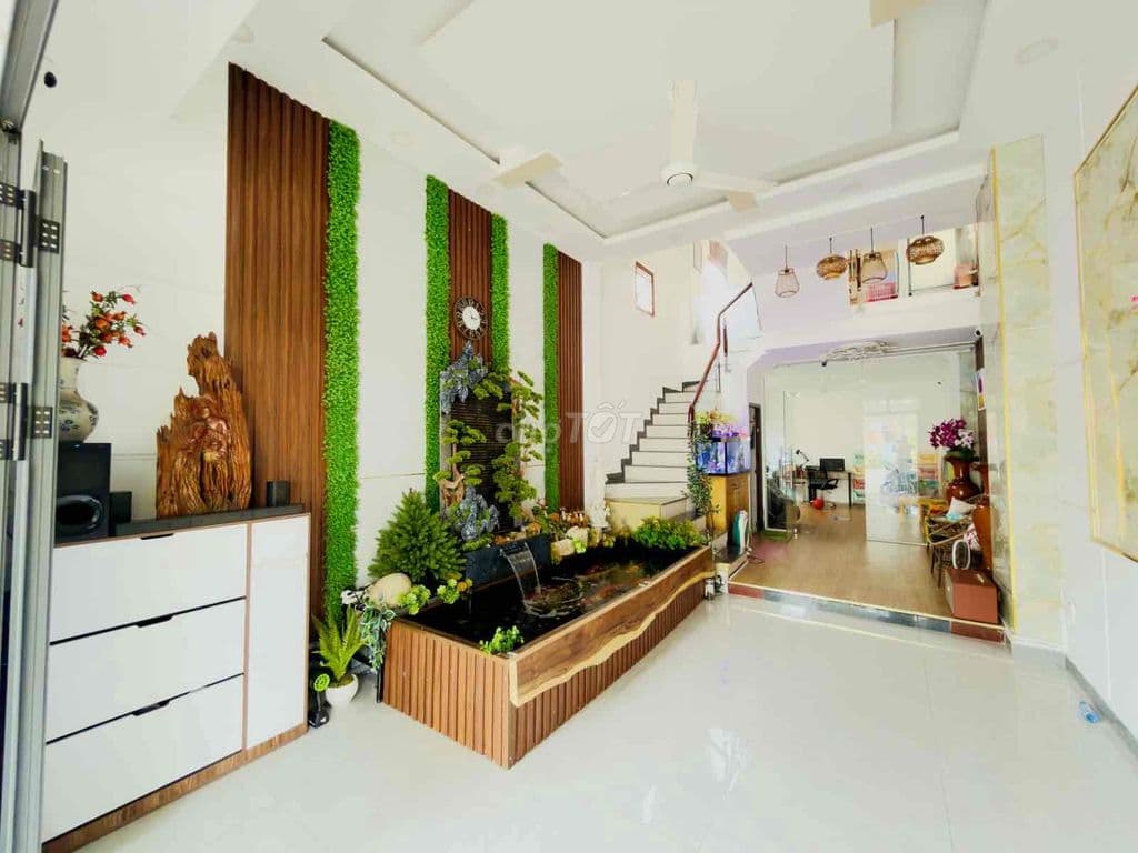 Nhà Mặt Tiền Tân Bình - 5 Tầng - Nở Hậu Tài Lộc - Full Nội Thất - Ảnh 2
