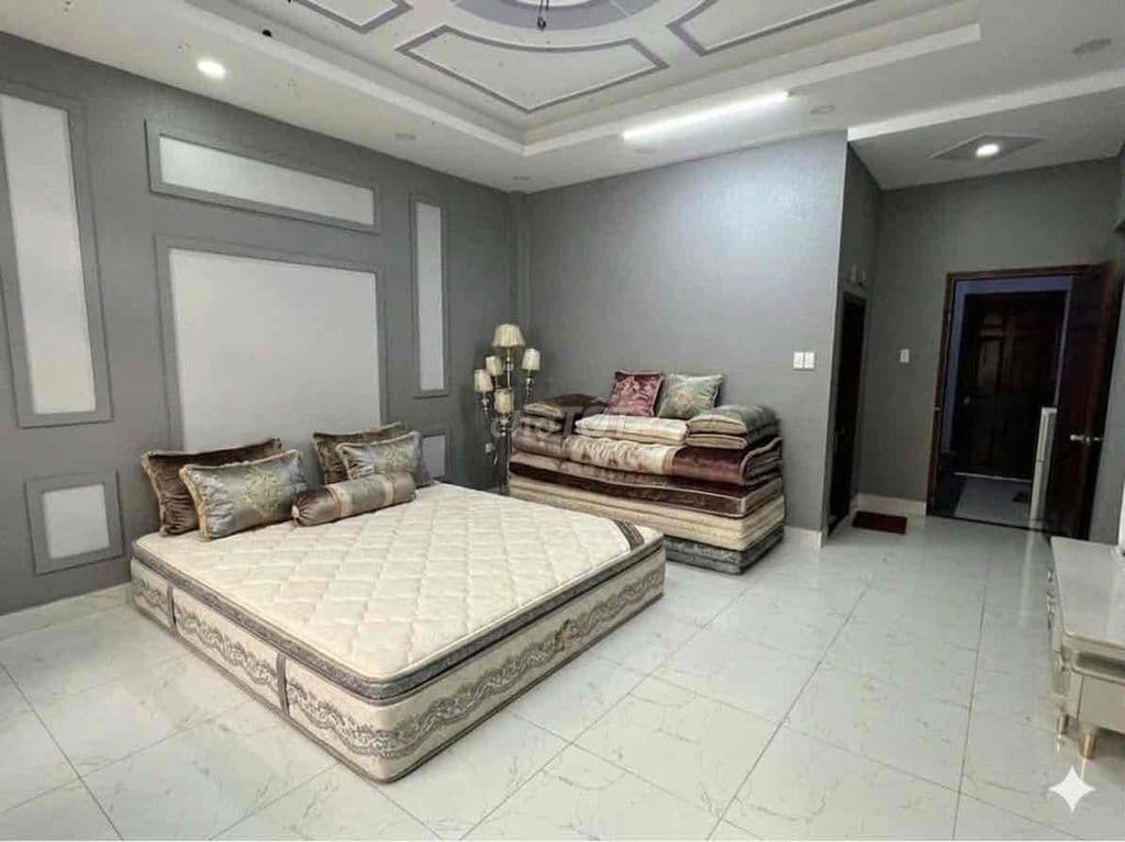 Bán nhà 1 trệt 2 Lầu. Hẻm 8m. DT 5m x 21m. Nhỉnh 7 Tỷ - Ảnh 2