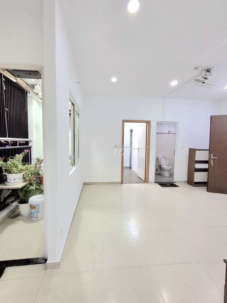 3.55 TỈ CG BÁN CHUNG CƯ GIA PHÁT- NGUYỄN OANH- CÓ SỔ, HỖ TRỢ VAY Ạ ^^ - Ảnh 2