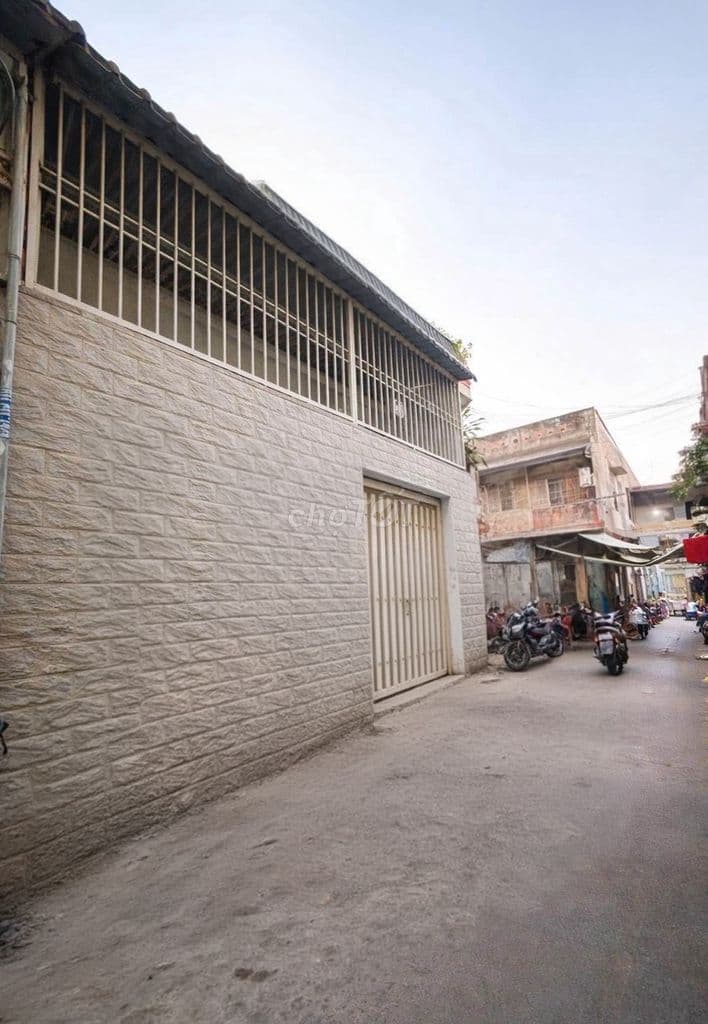 BÁN NHÀ ĐẸP – GIÁ TỐT – VỊ TRÍ TIỆN LỢI LIÊN KHU 2-5