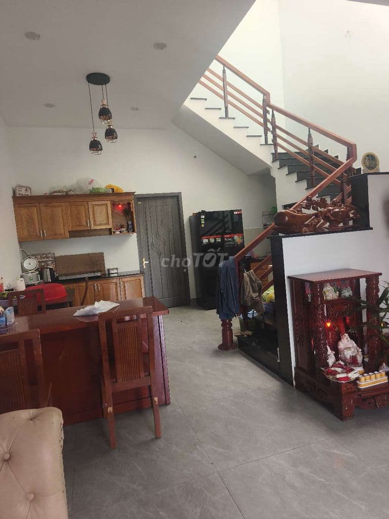 Bán nhà đường T11 nhà 1trệt 1lầu, hẻm xe hơi. - Ảnh 2