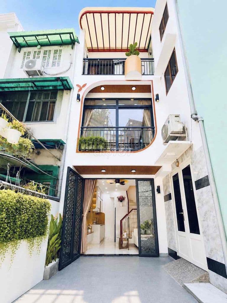 Bán nhà Lê Quang Định ngay Chợ Bà Chiểu