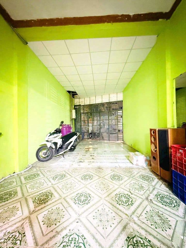 NHÀ 2 TẦNG MẶT TIỀN LÊ VĂN KHƯƠNG ND, 93M2, 2PN, GẦN CHỢ ĐÔNG THẠNH, - Ảnh 3