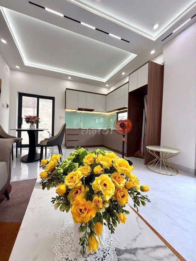 NHÀ ĐẸP CẦN BÁN GẤP.