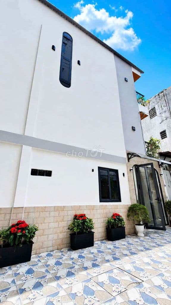 SÂN RỘNG 6M, CÁCH MT 6 CĂN, 3 TẦNG 4PN 5WC NGAY CHỢ BÀ CHIỂU