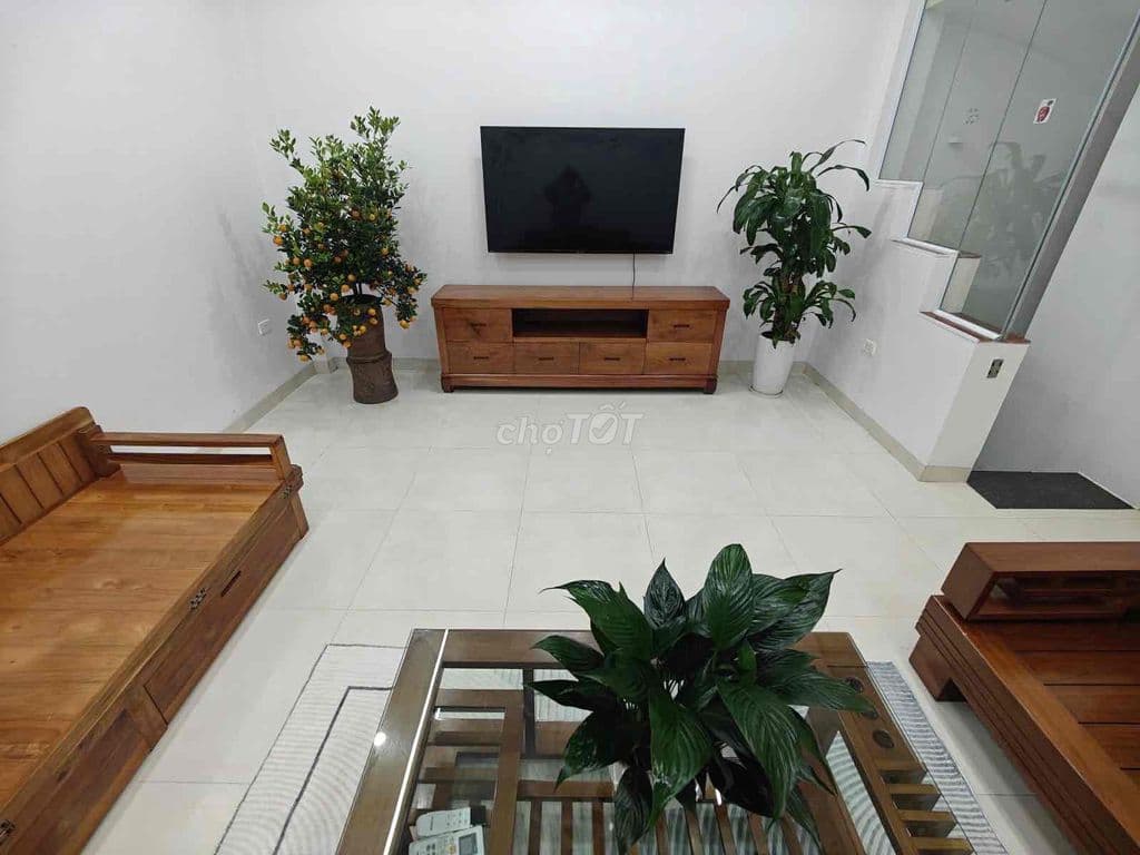 Tôi cần bán gấp nhà ngõ 322.76 Mỹ Đình 45m, 7 tầng, ô tô đỗ, giá 13ty2