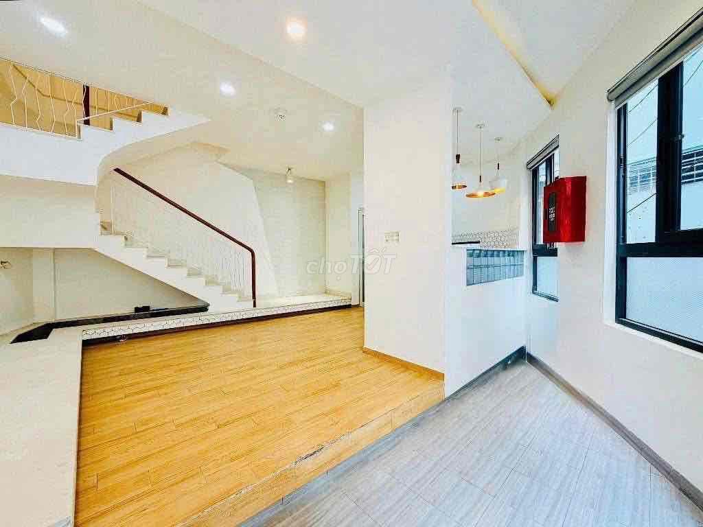 Nhà 3 Tầng mới 4pn, ngay DH CN4 - Chợ GVap, giá chỉ nhỉnh 5ty - Ảnh 2