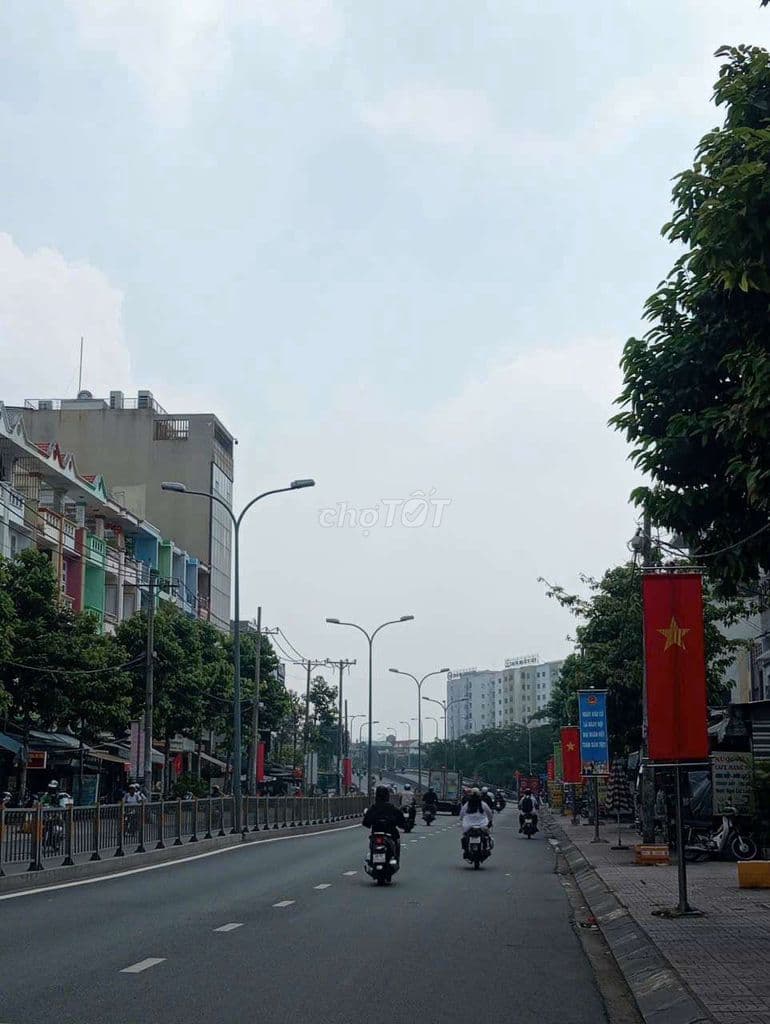 nhà 4 tầng mặt tiền tạ Quang Bửu phường 5 quận 8 DT 4m x 16m 4 tầng - Ảnh 3