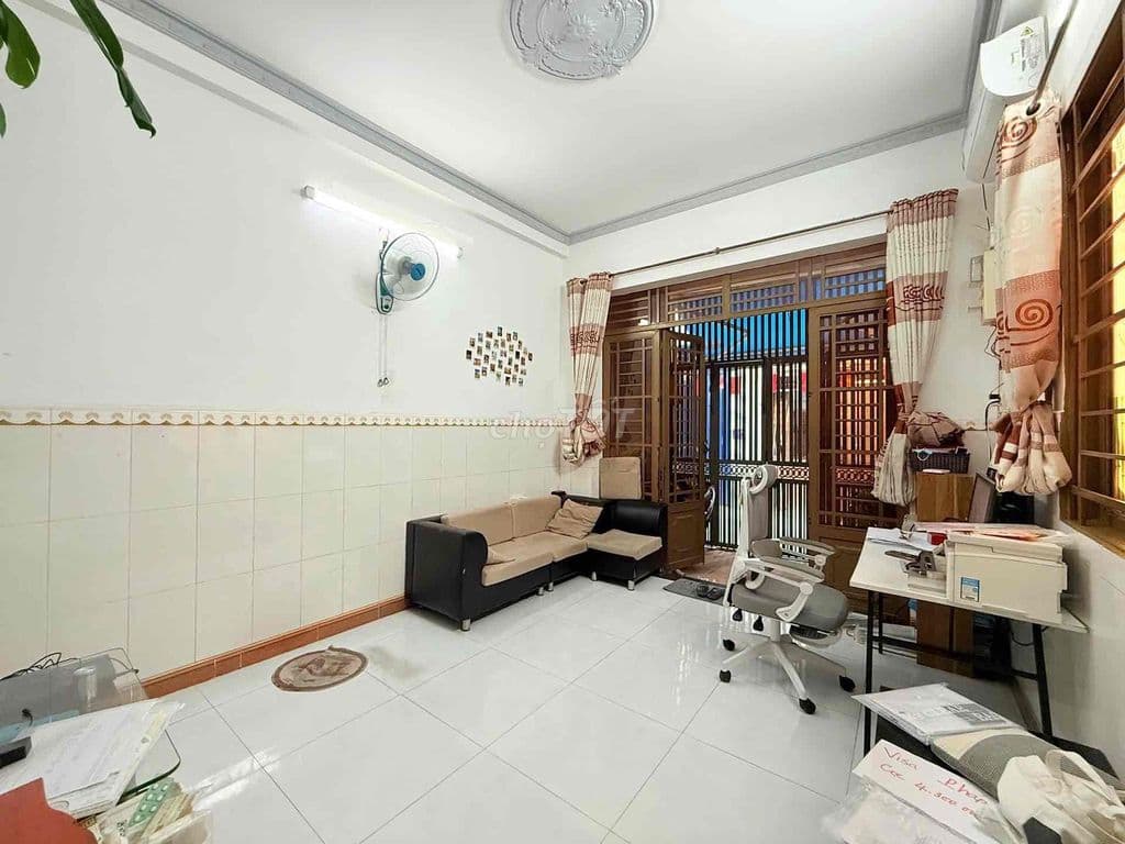 NHÀ ĐẸP GÒ VẤP DỌN VÔ Ở NGAY LÊ HOÀNG PHÁI - Ảnh 2