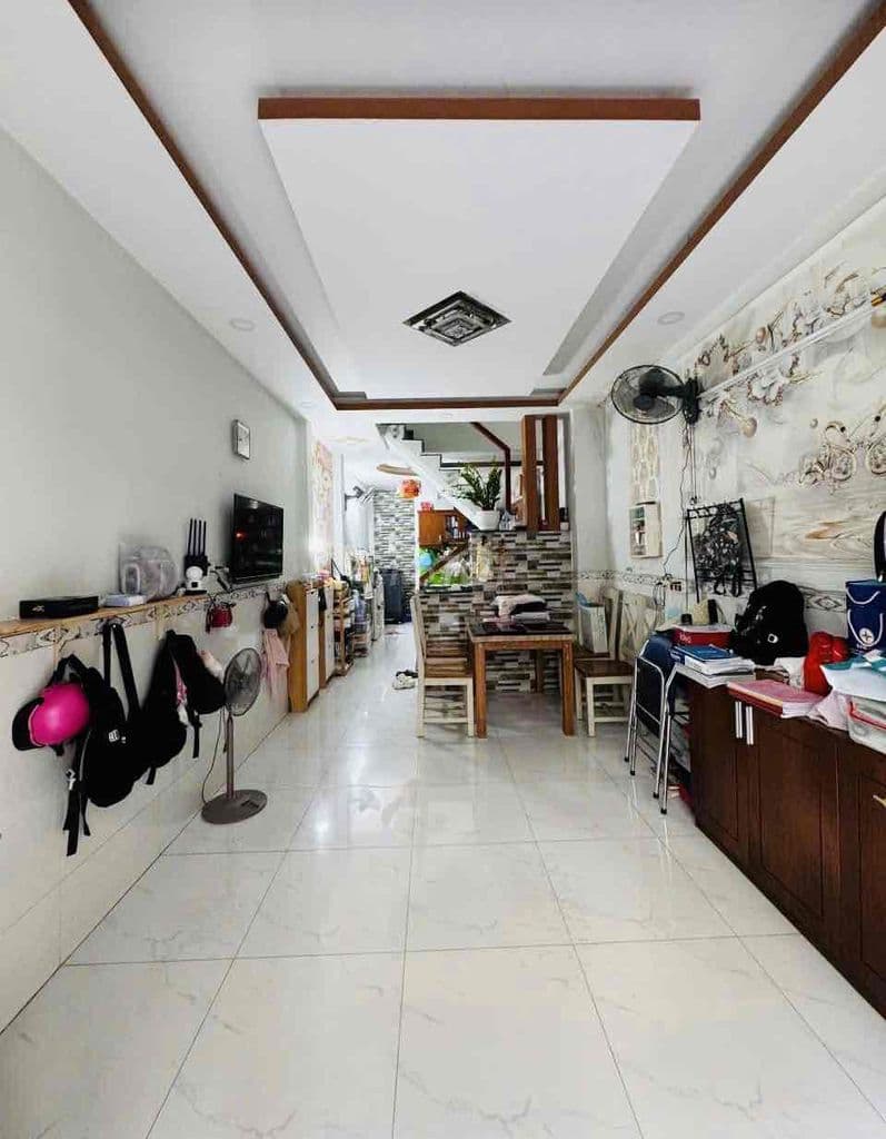 TÂN BÌNH - NHÀ Ở NGAY 35m2, hẻm xe hơi - CHỈ 3.99 TỶ