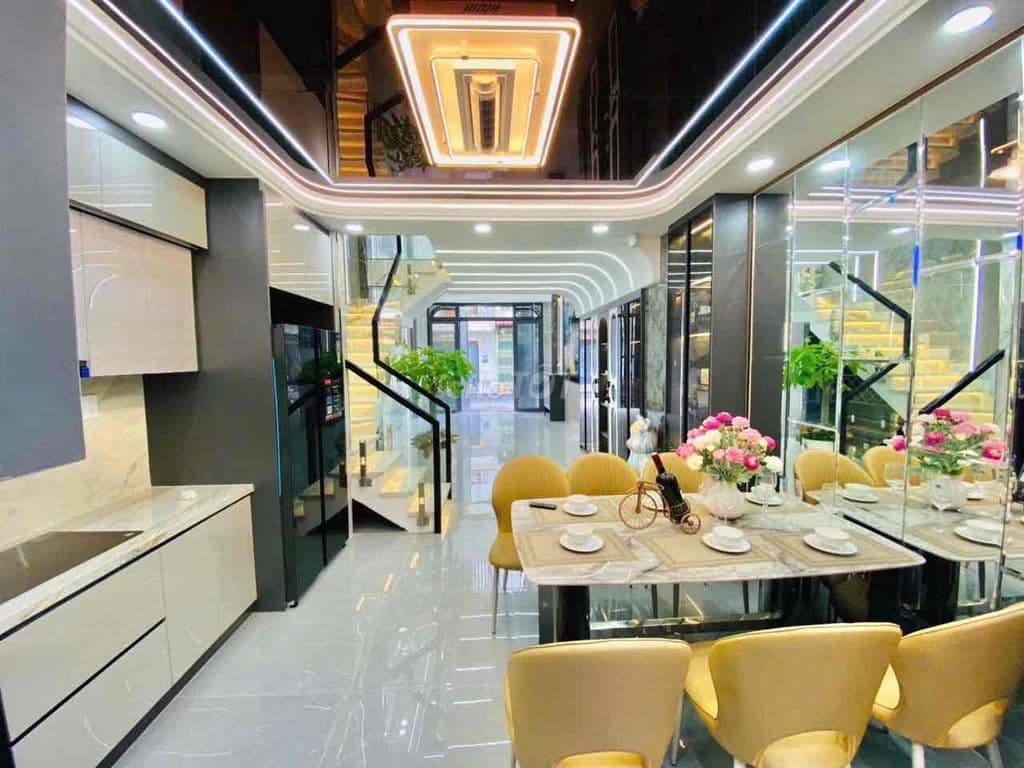 Nhà đúc 1 lững 3 lầu tx24 hẻm thông xe hơi sh riêng - Ảnh 3