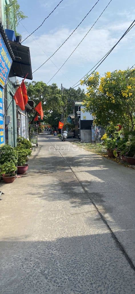 SHR full thổ cư 6x30=180m Dãy trọ 1 sẹc/ Ngay ngã 5 Nguyễn Thị Tú