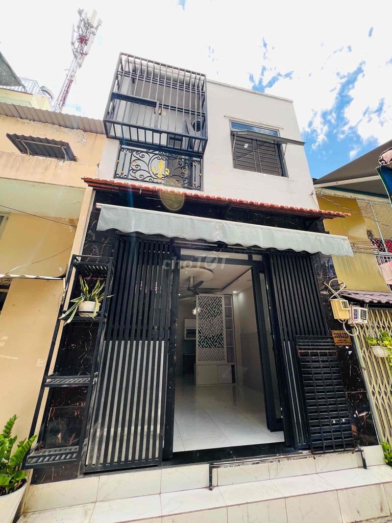 Chính chủ bán nhà tặng nội thất hẻm 338 Chiến Lược - ***