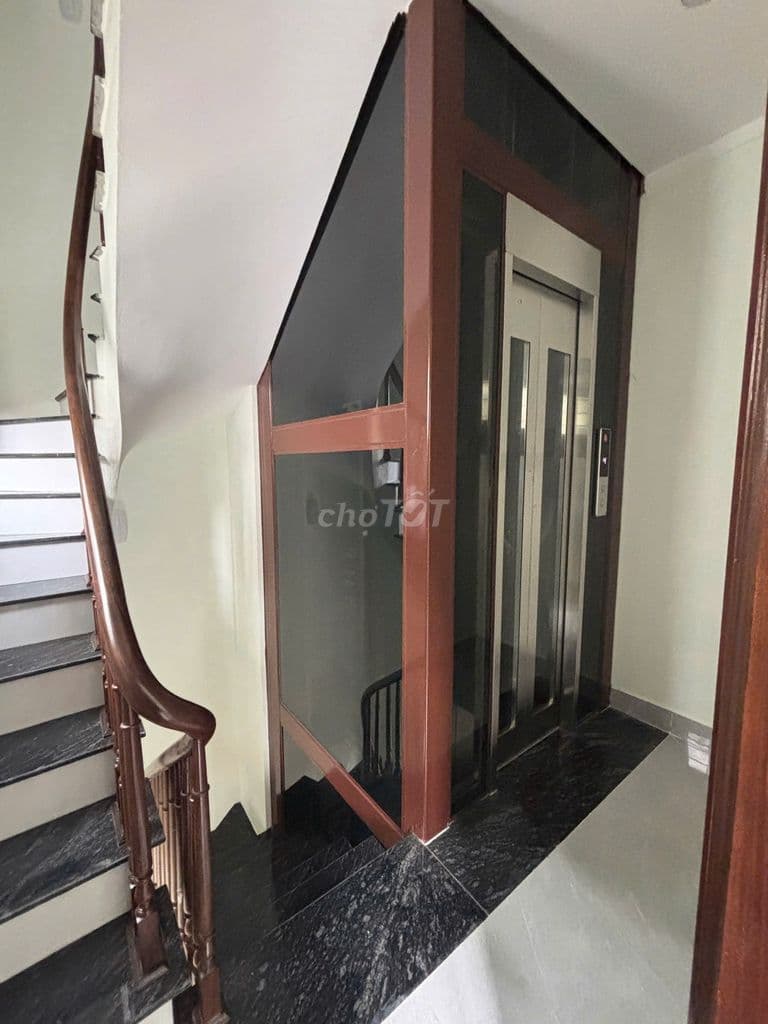 40m 5.85 tỷ ô tô Hữu Hoà Thanh Trì Lô góc, thang máy, cực thoáng - Ảnh 3